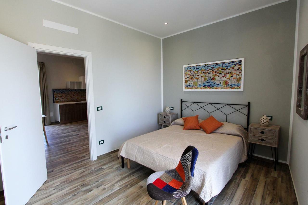 Case Vacanza Le Casette Santo Stefano di Camastra Luaran gambar